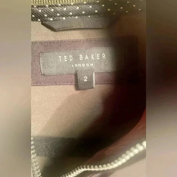 Ted Baker black padded jacket full zipper long sleeves 2 pocket jacket 2 - Picture 4 of 6